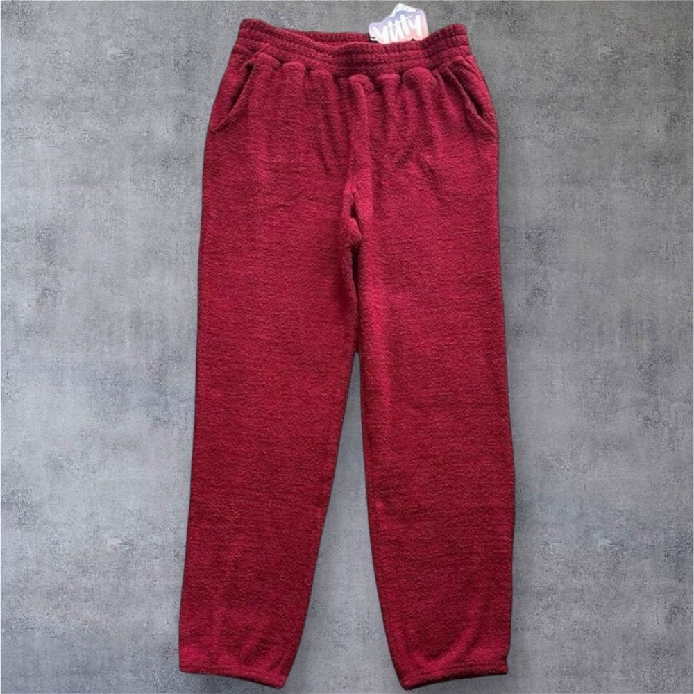 YITTY Fabletics Pet Me Joggers Merlot Red Fuzzy Heart Pocket Sweatpants L NWT
